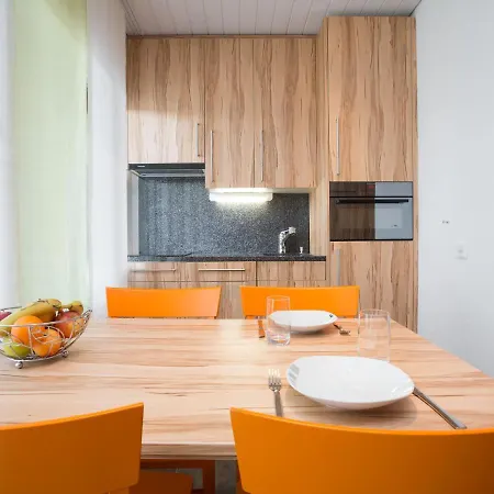 Studio Dixence 8 דירה